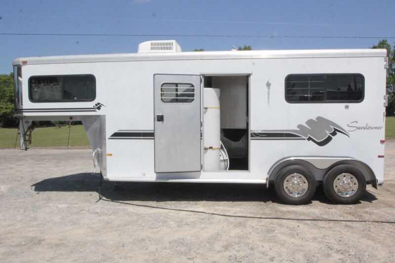 Used Sundowner Horse Trailers for Sale