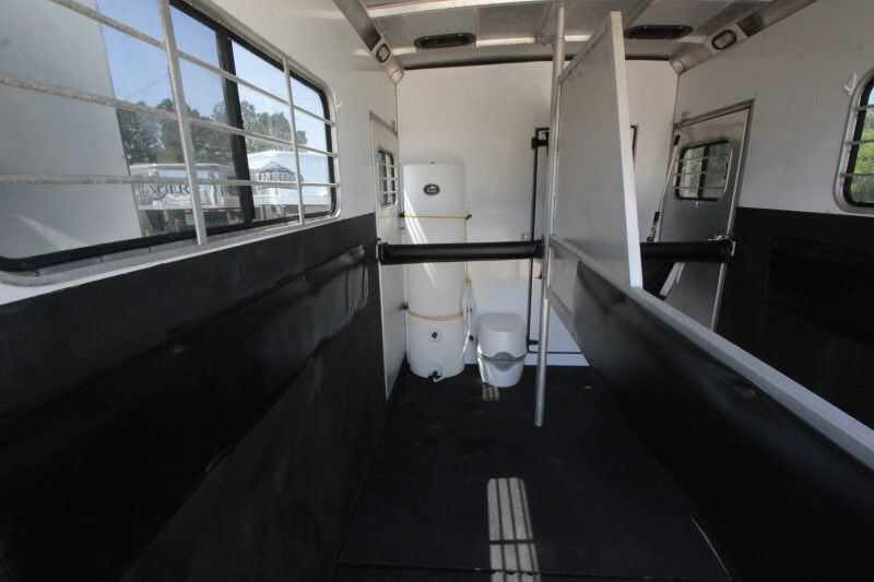 Used Sundowner Horse Trailers for Sale