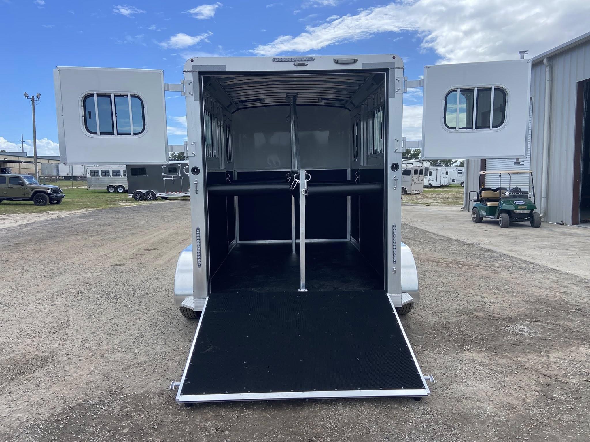 Bumper Pull Horse Trailers