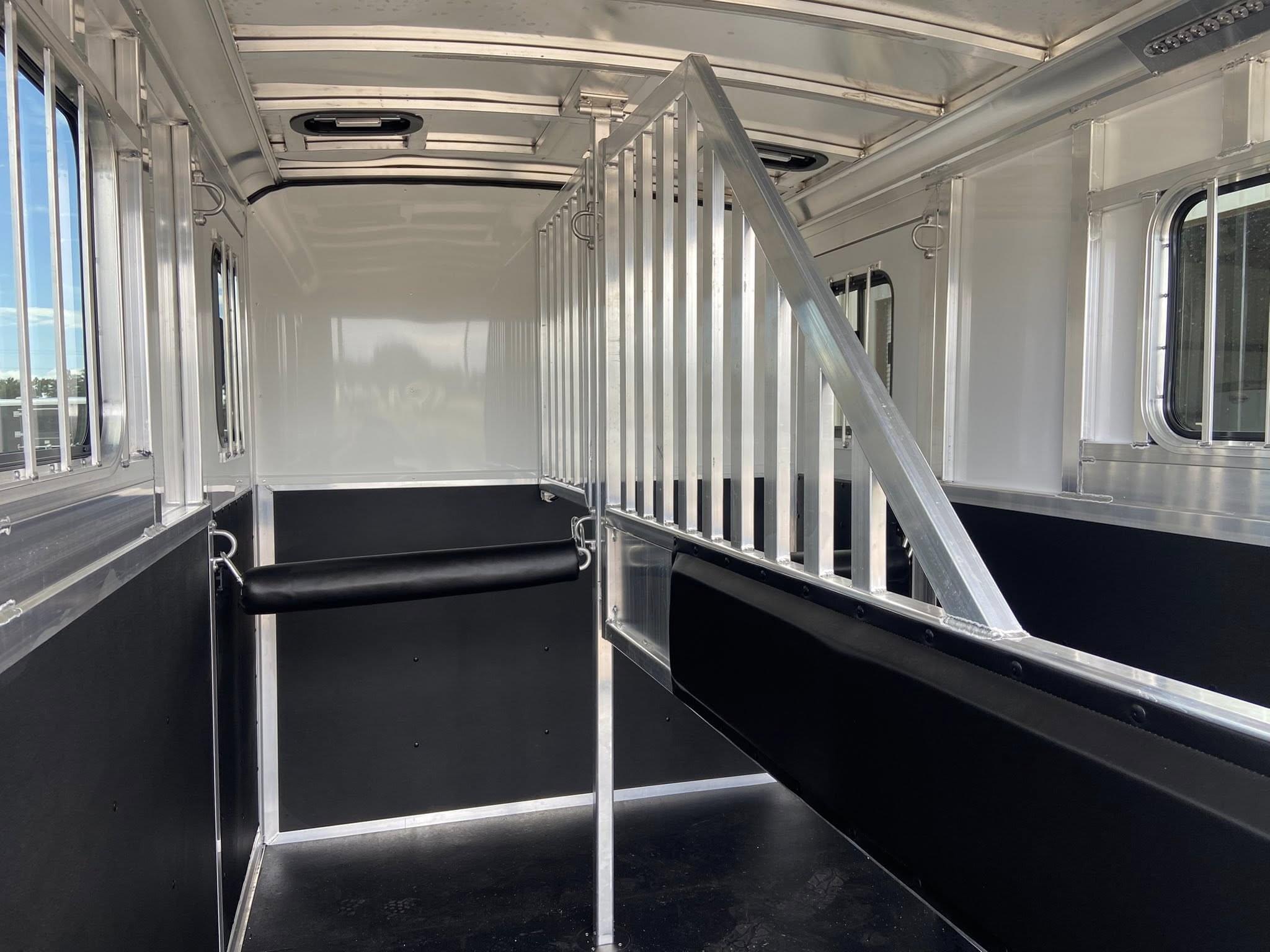 Bumper Pull Horse Trailers