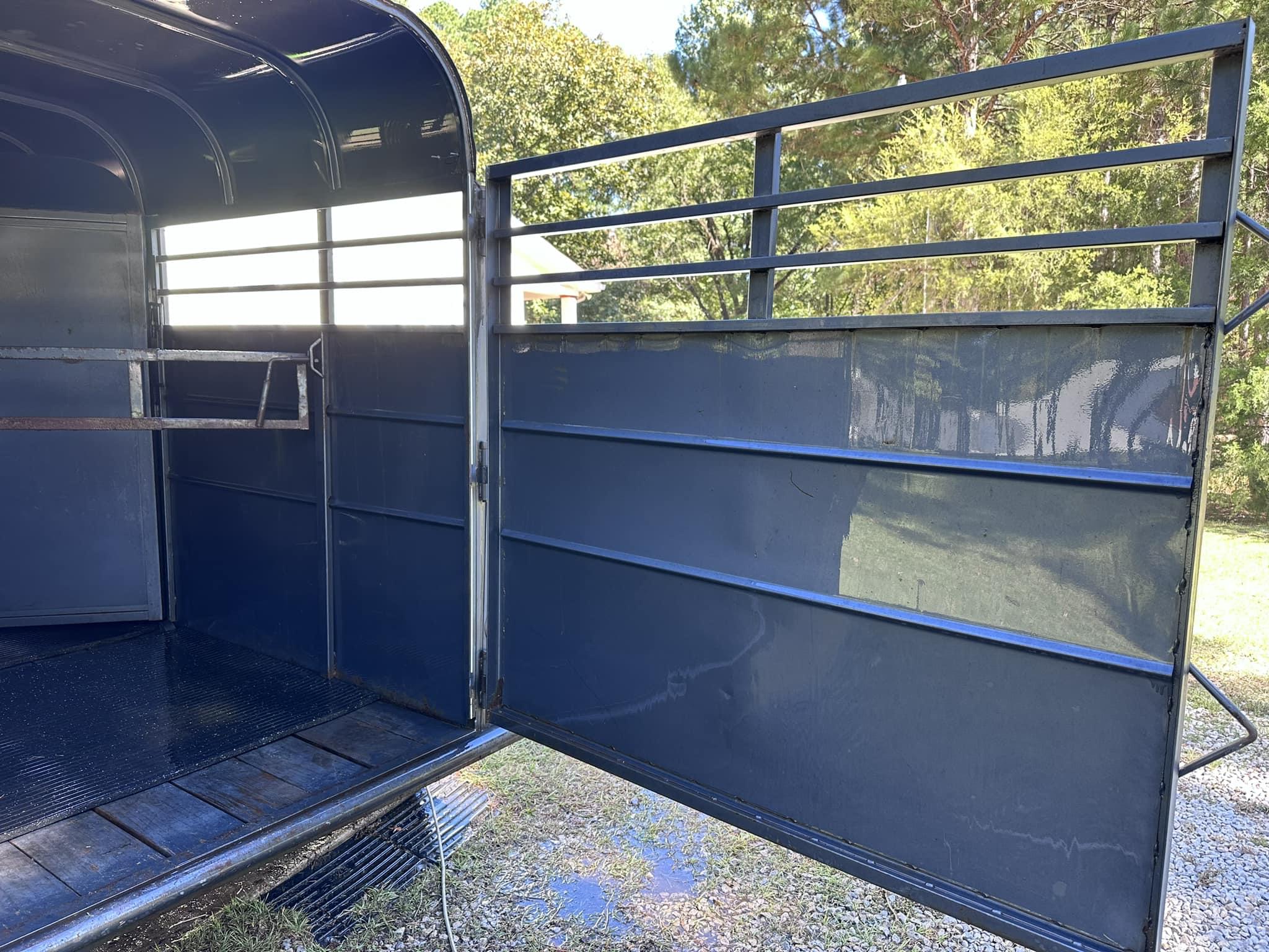 Calico Horse Trailers