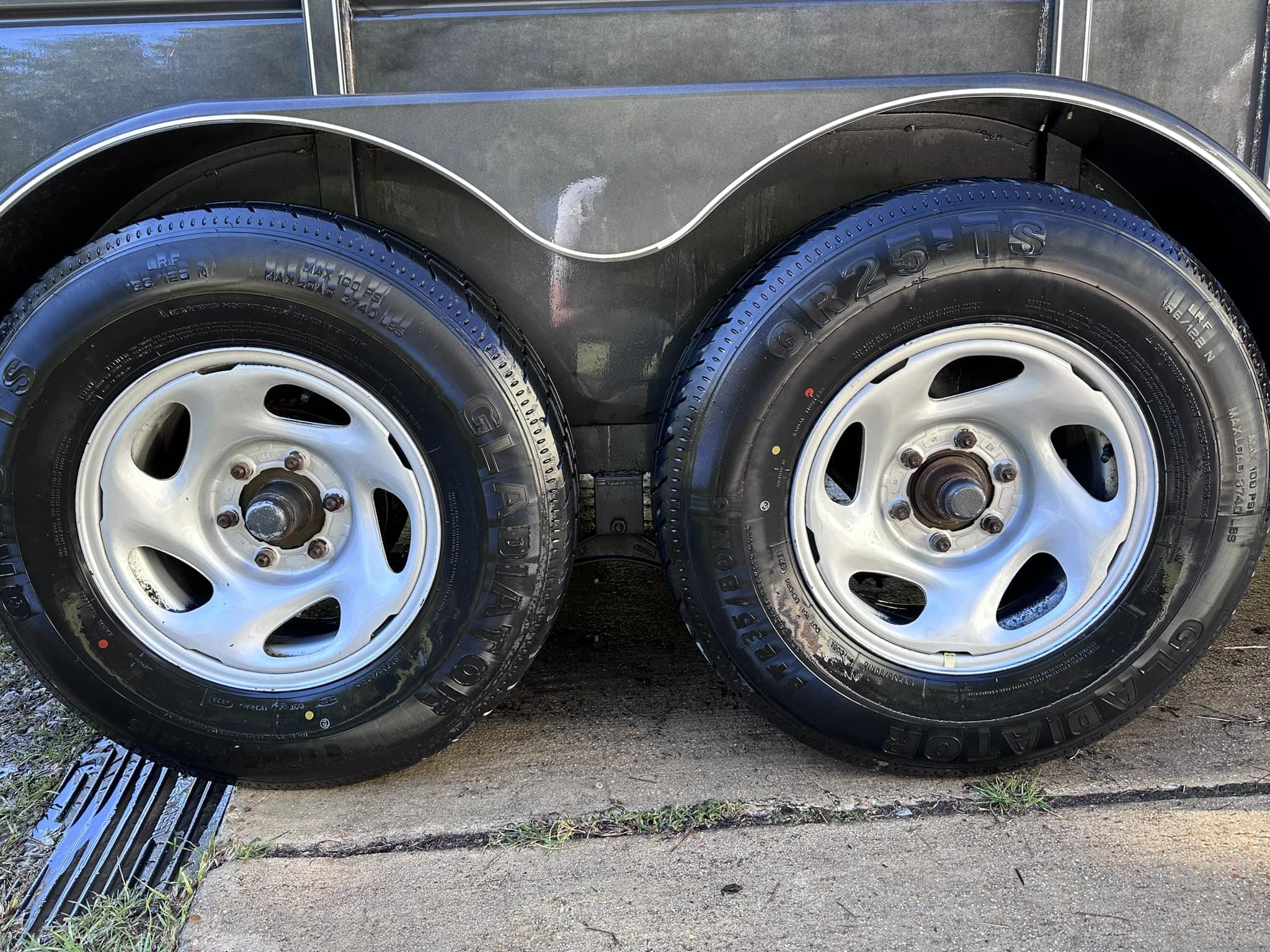 Calico Horse Trailers