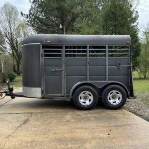 2004-calico-horse-trailers