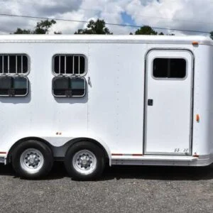 2002-exiss-horse-trailers