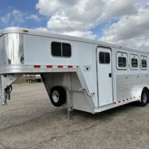 featherlite-horse-trailers-for-sale
