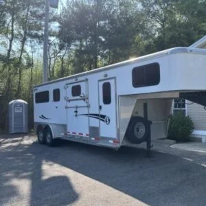 2019-shadow-horse-trailers-3-horse